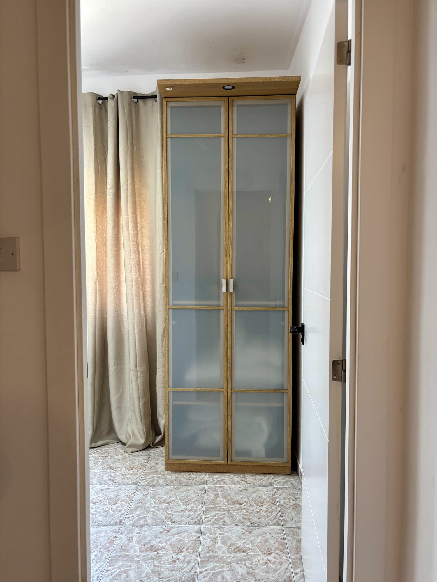 Family Stylish — 3-Bedroom Off Main Street — photo 12